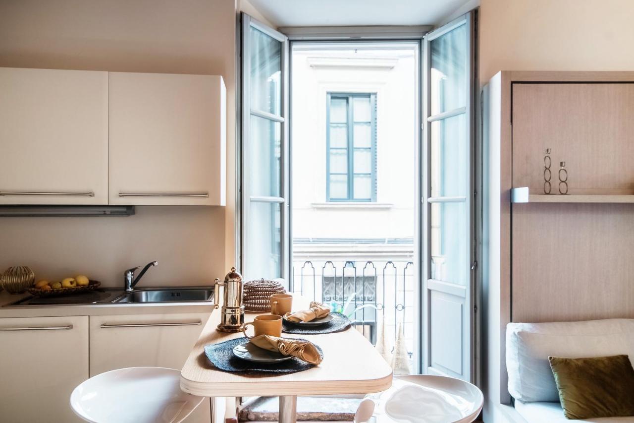 Del Pero Suite - By Myhomeincomo Eksteriør bilde