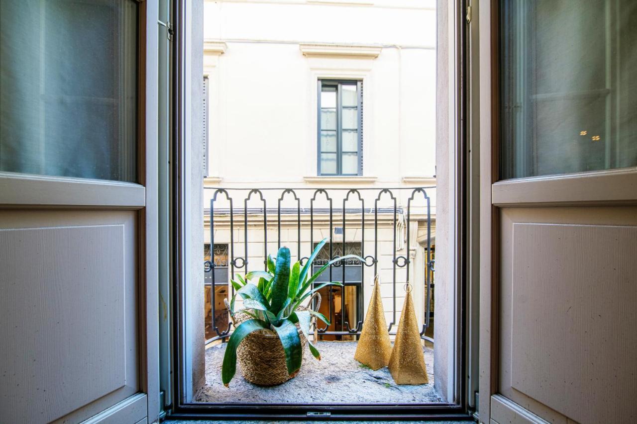 Del Pero Suite - By Myhomeincomo Eksteriør bilde
